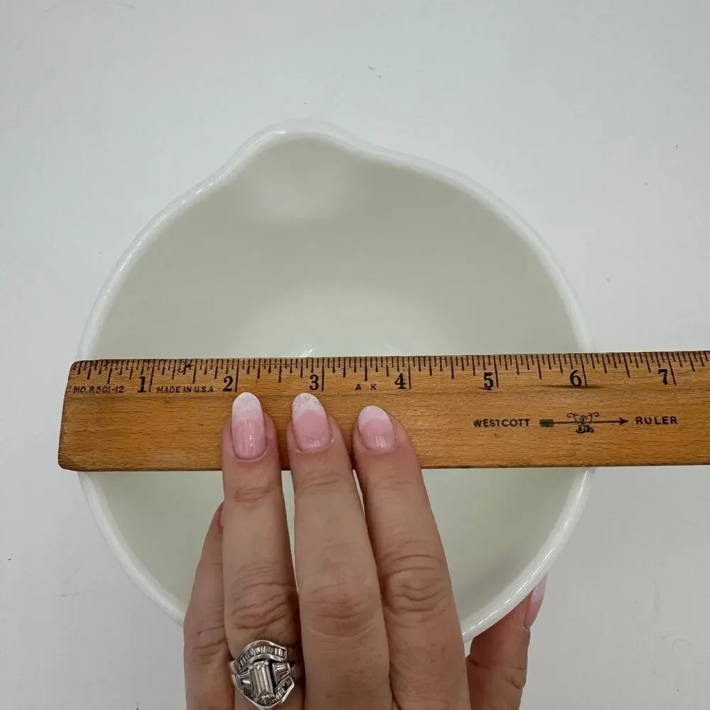 Vintage Mixing Bowl with Lip 6.25